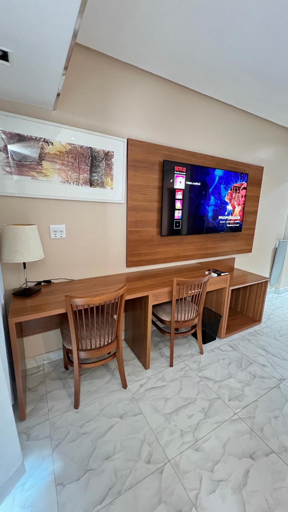 Flat No Condominio Do Edificio Tropical Executive E Residence Com Vista Para O Rio 马瑙斯 外观 照片