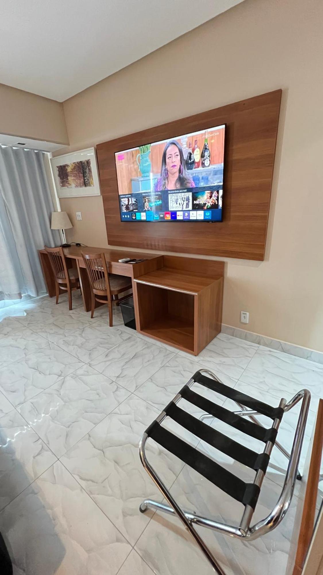 Flat No Condominio Do Edificio Tropical Executive E Residence Com Vista Para O Rio 马瑙斯 外观 照片